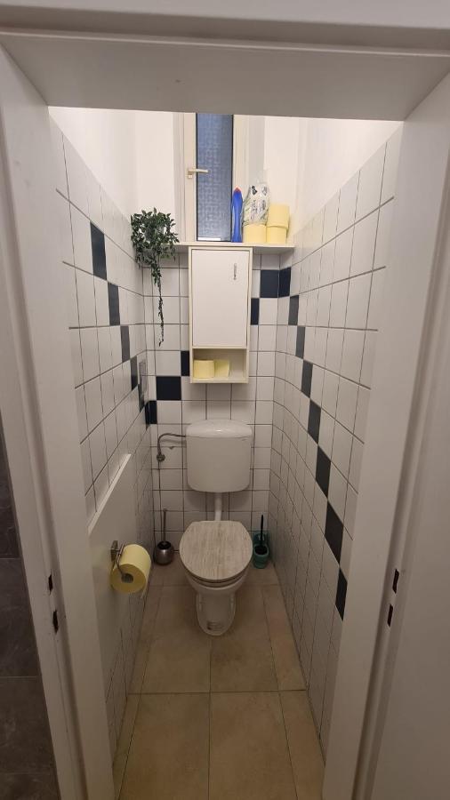 City Apartment Mit Direktzugang Vienna Esterno foto